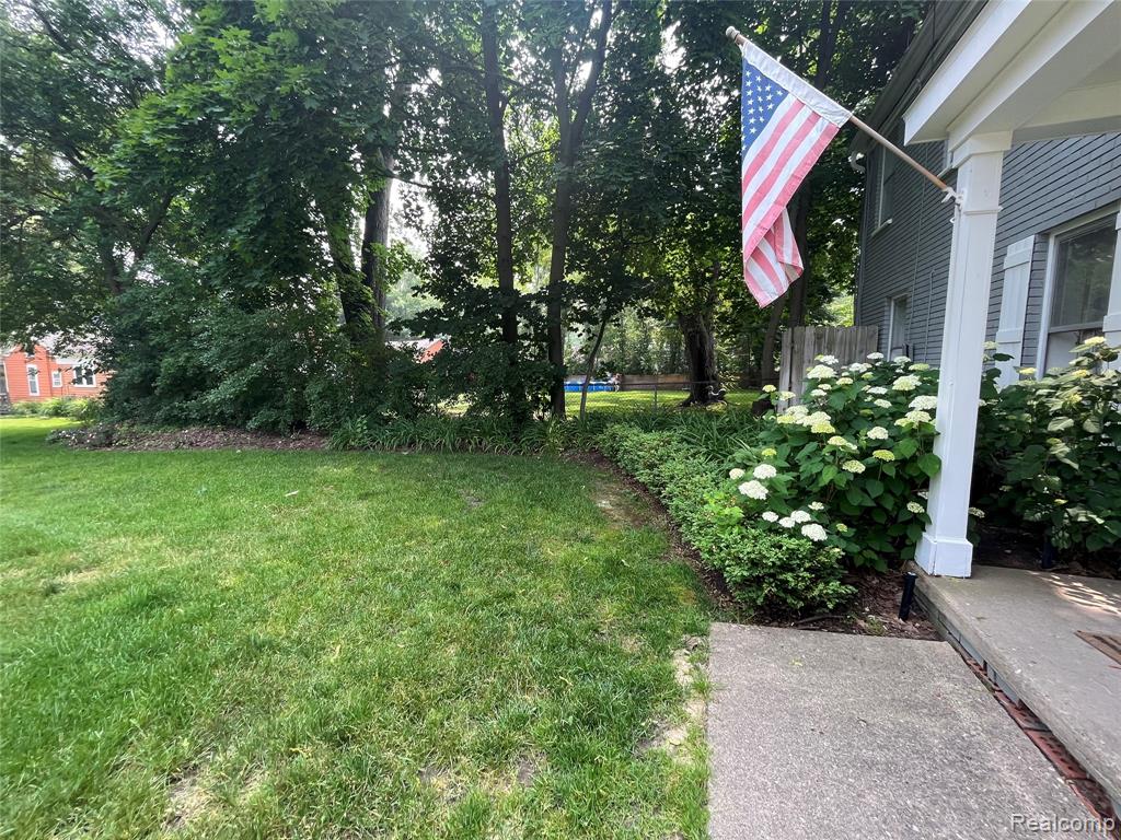 62 Madison Court, Clarkston, MI — Photo 3
