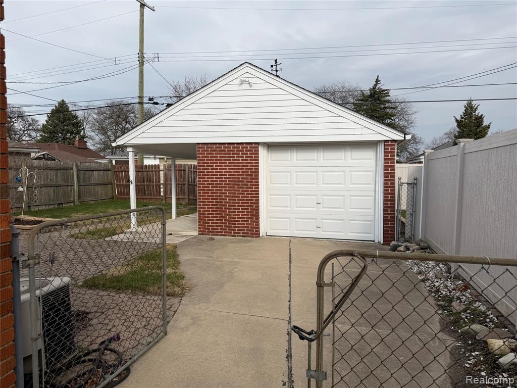 1071 13th Street, Wyandotte, MI 48192 — Photo 23
