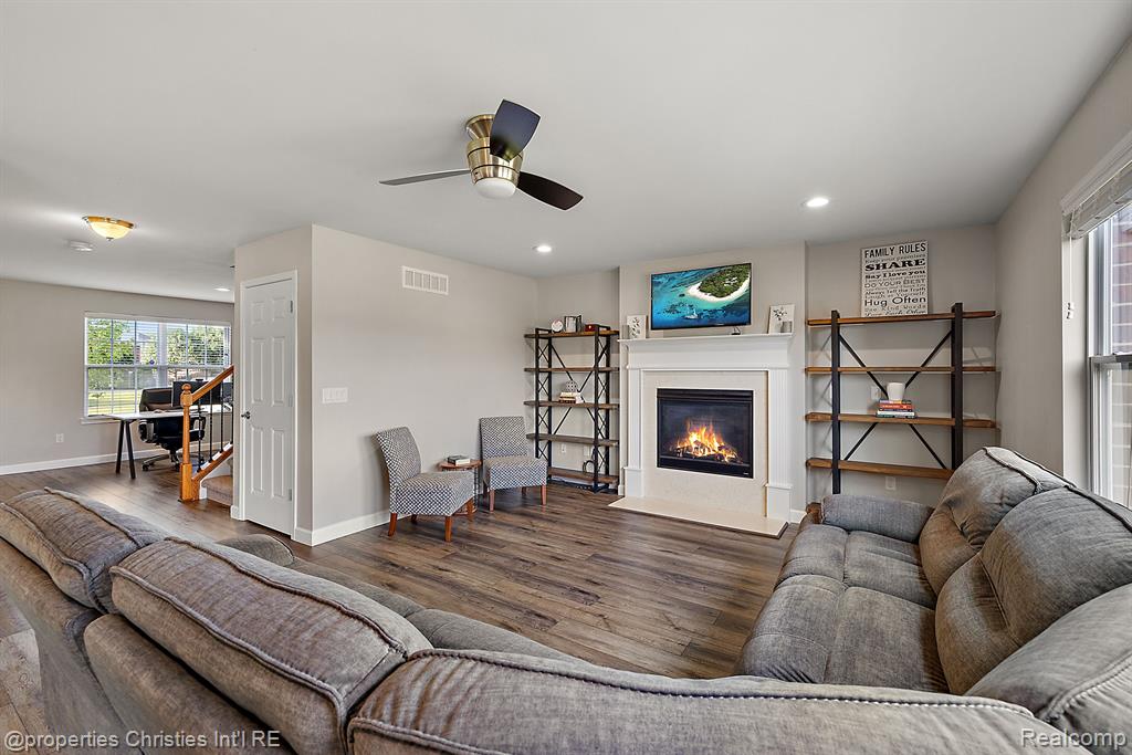 61171 SADDLECREEK Drive, South Lyon, MI 48178 — Photo 12