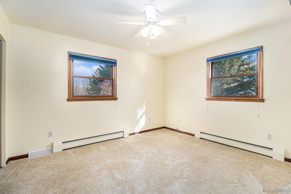 12439 Hill Road, Goodrich Vlg, MI — Photo 8