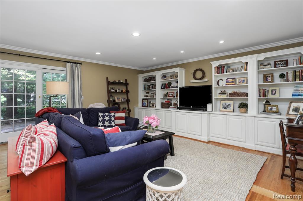 4200 Surrey Cross, Bloomfield Hills, MI 48301 — Photo 8