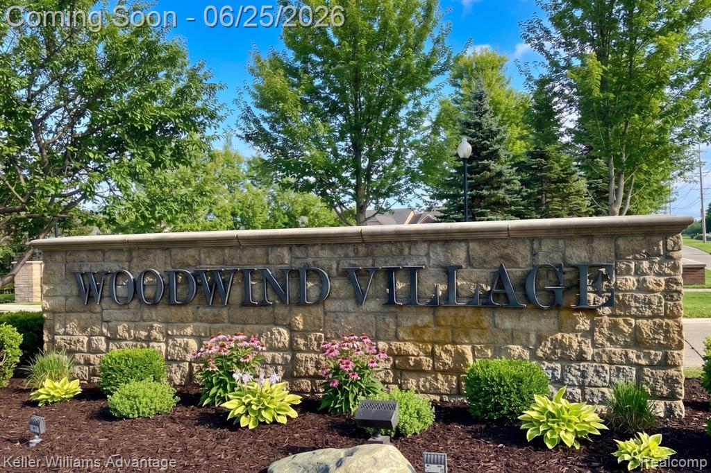 54525 Brentwood Drive, South Lyon, MI 48178 — Photo 26