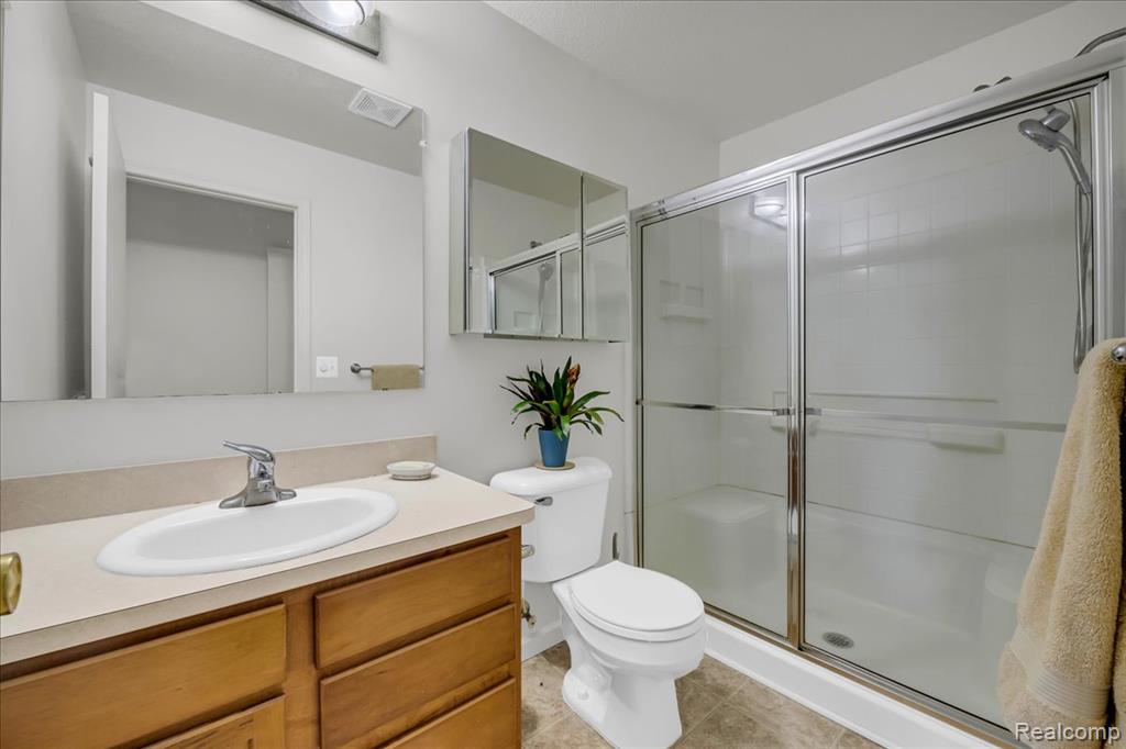 23450 Ridgeview Street, Taylor, MI 48180 — Photo 17