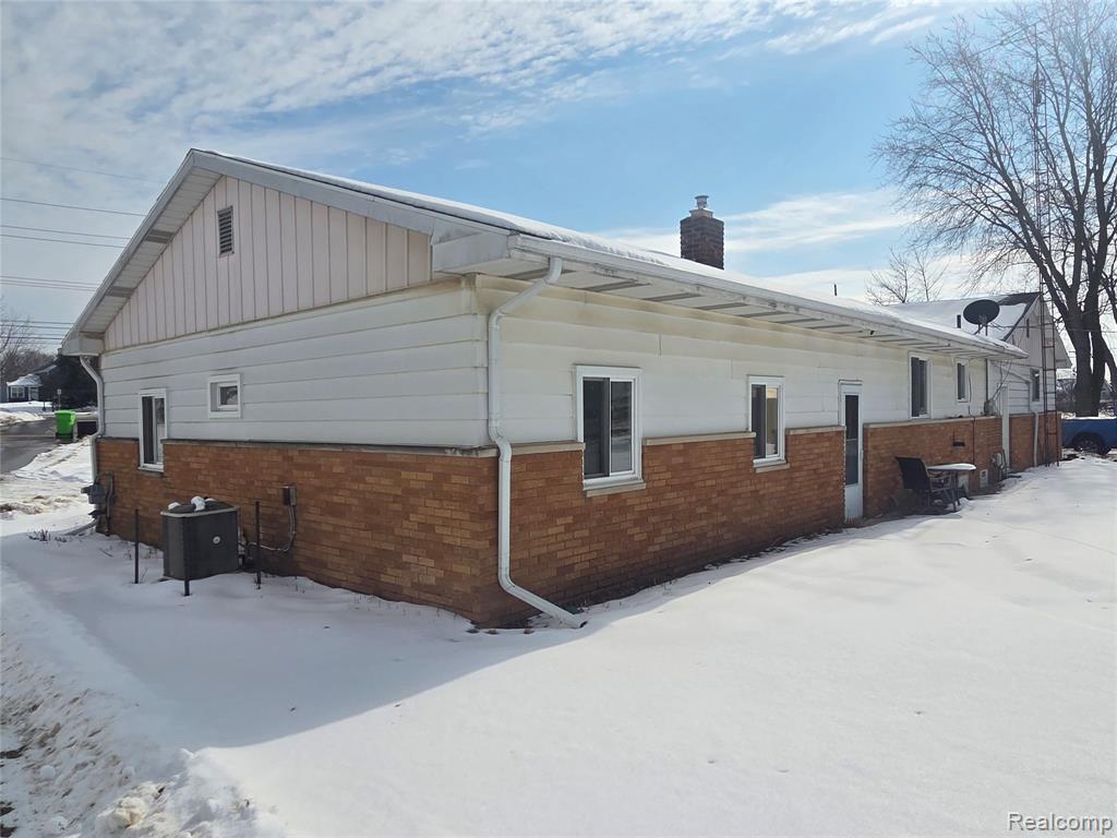 5016 S Old Us Highway 23, Brighton, MI 48114 — Photo 2