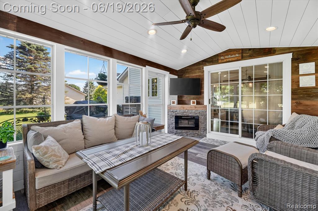 5900 Carter Court, Howell, MI 48843 — Photo 15