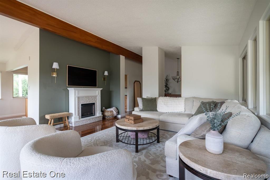 2728 DEVONSHIRE, Leonard, MI 48367 — Photo 10