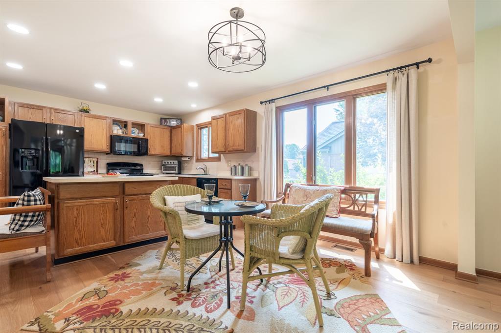 6821 Carriage Creek Drive, Washington, MI — Photo 13