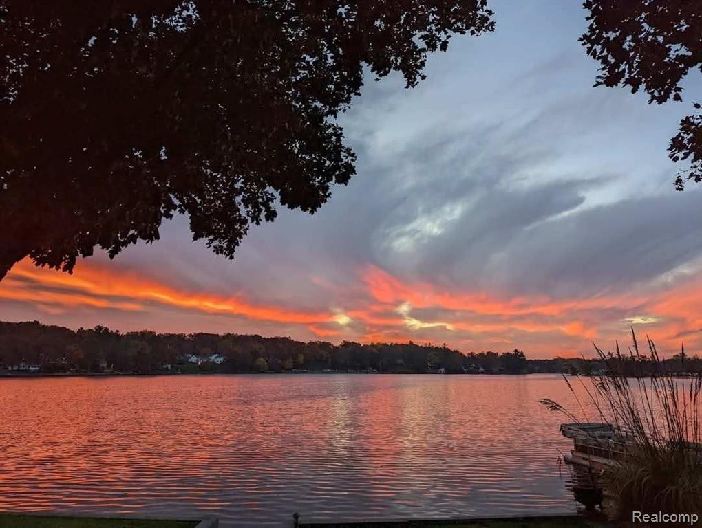 480 PENINSULA Drive, Columbiaville, MI 48421 — Photo 39