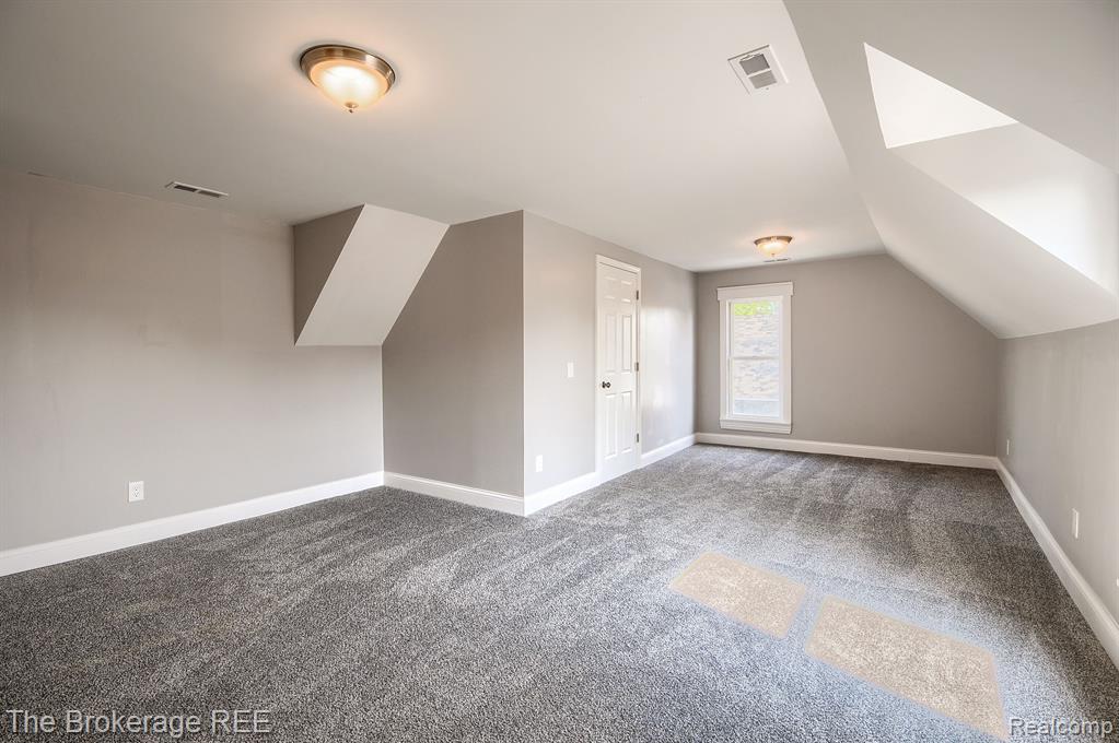 11 1ST Street, Oxford, MI 48371 — Photo 53