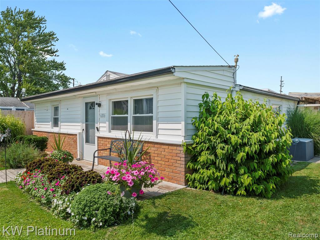 6316 Marina Drive, Clay, MI 48001 — Photo 5