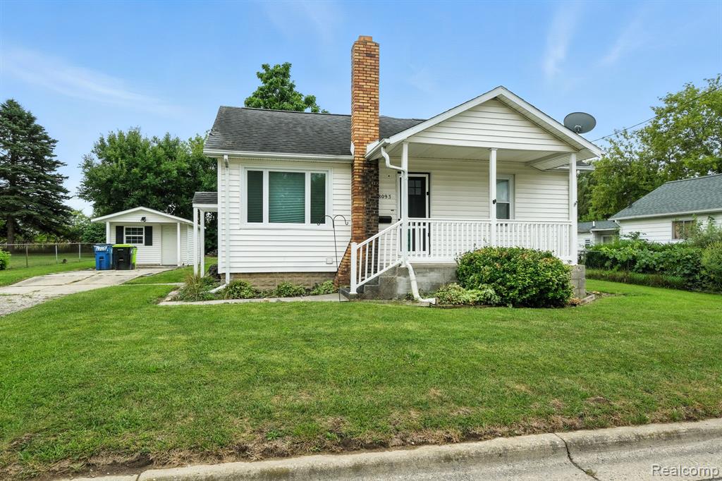 8093 Crapo Street, Swartz Creek, MI 48473 — front exterior