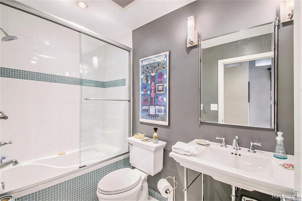101 W Liberty Street, 320, Ann Arbor, MI 48104 — Photo 23