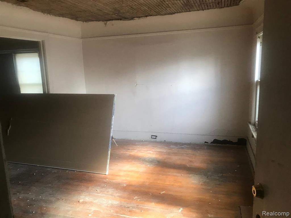 5200 MAPLEWOOD Street, Detroit, MI 48204 — Photo 6