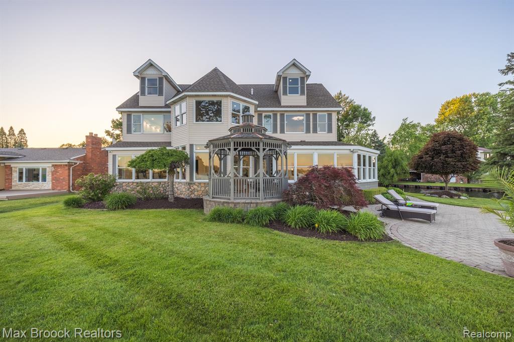 4659 LINWOOD Street, West Bloomfield, MI 48324 — Photo 75