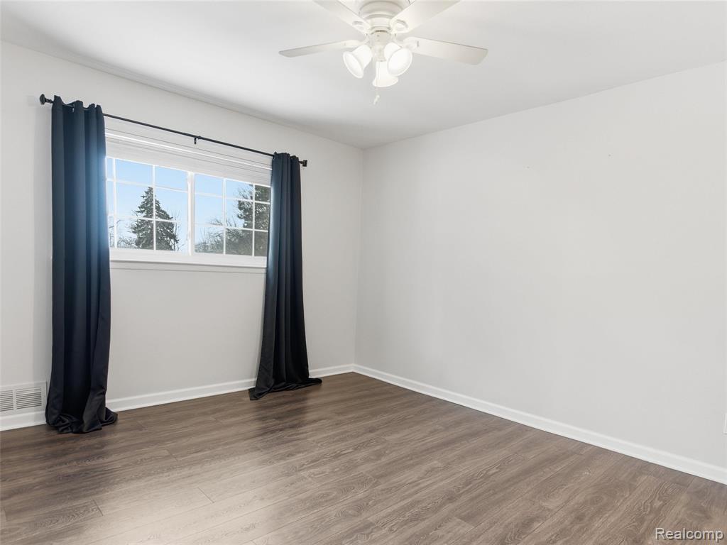 607 E Fox Hills E Drive, Bloomfield Hills, MI 48304 — Photo 18