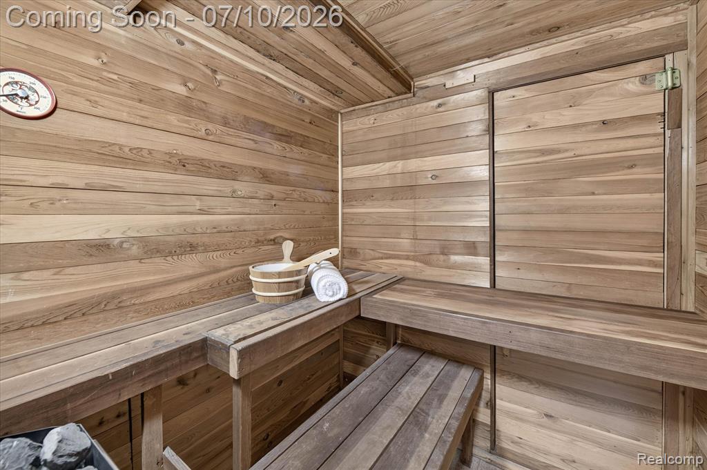 5017 Surfwood Drive, Commerce Twp, MI 48382 — Photo 58