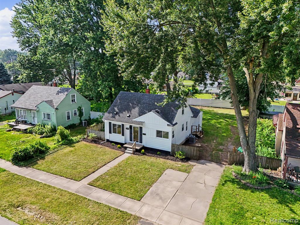 31765 Brown Street, Garden City, MI — Photo 39