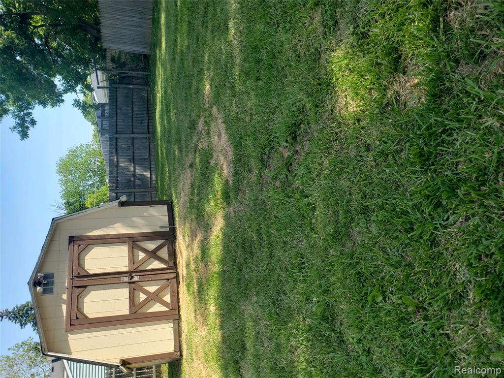 2157 Webber Avenue, Burton, MI 48529 — Photo 12