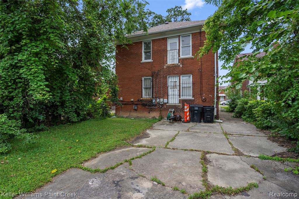 5752 Chatsworth Street, Detroit, MI 48224 — Photo 37