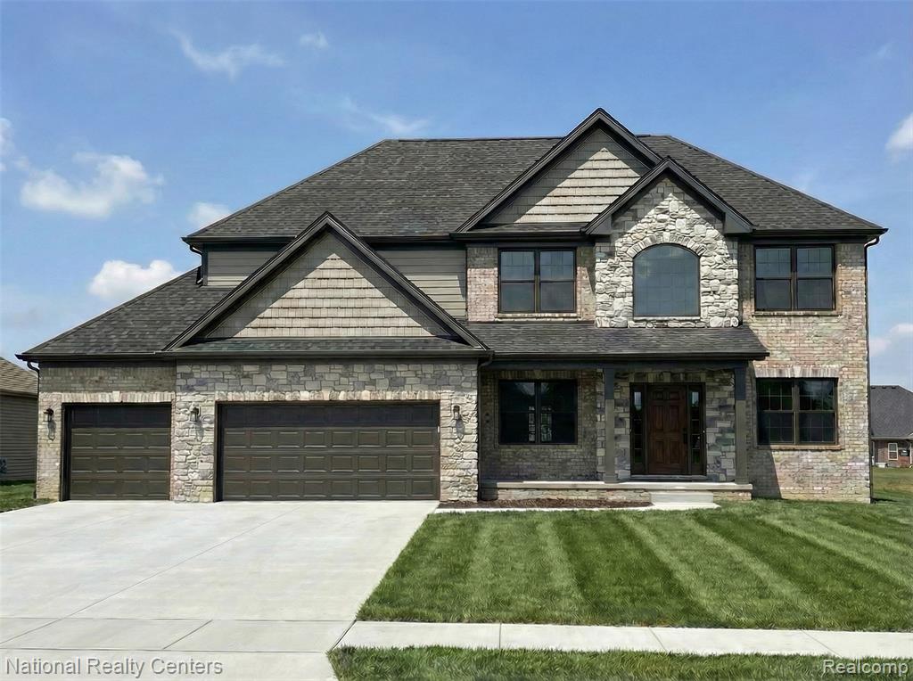 2495 Lindsay Lane, Grand Blanc, MI 48439 — front exterior