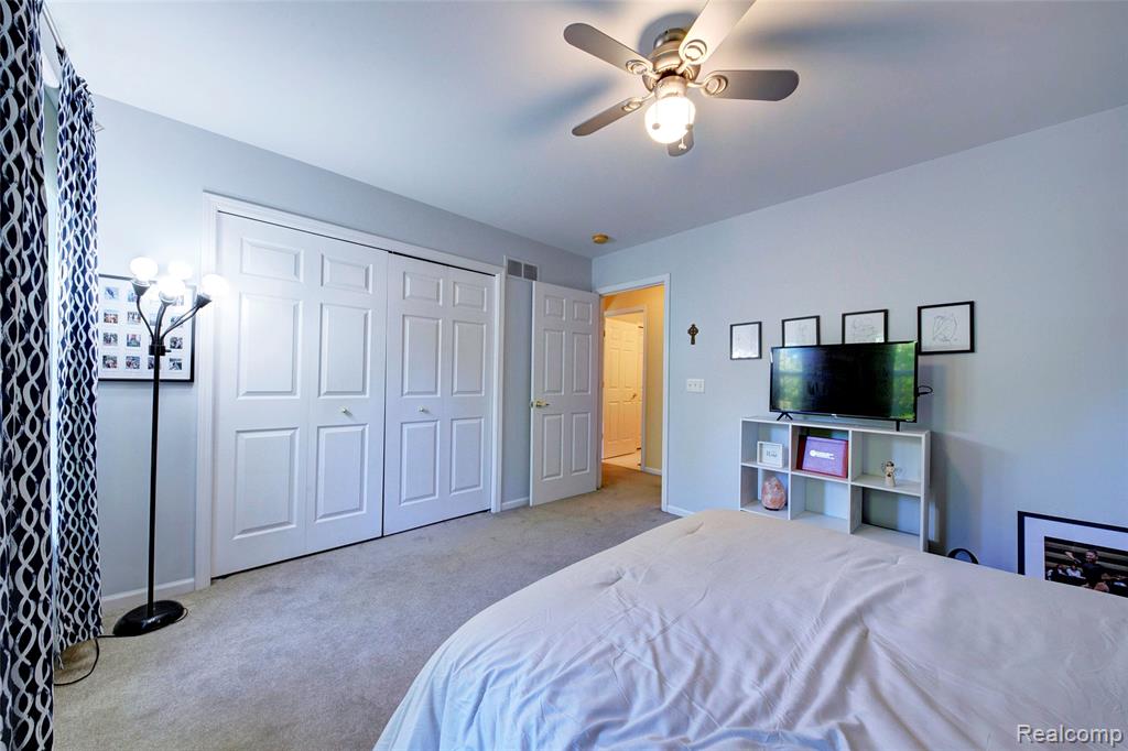 702 Westhills Drive, South Lyon, MI 48178 — Photo 43
