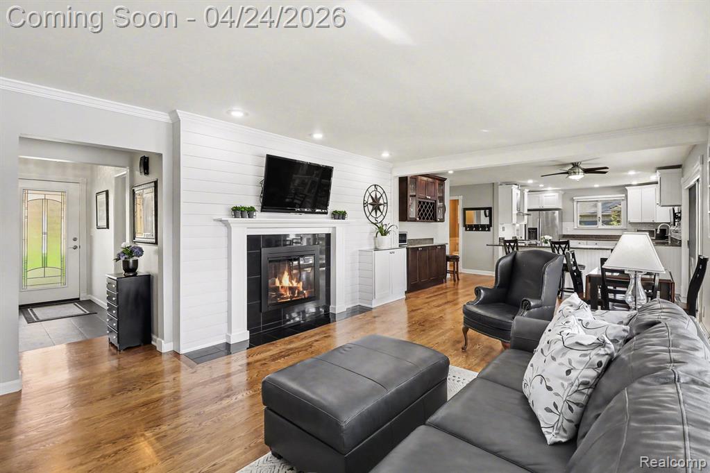 1085 Abseguami Trail, Lake Orion, MI 48362 — Photo 17