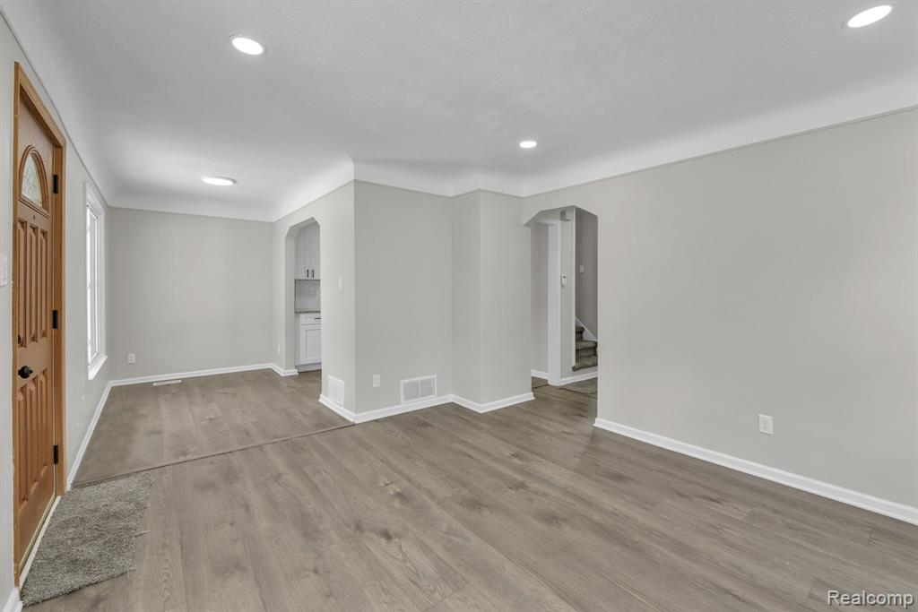 2359 Detroit Avenue, Lincoln Park, MI 48146 — Photo 8