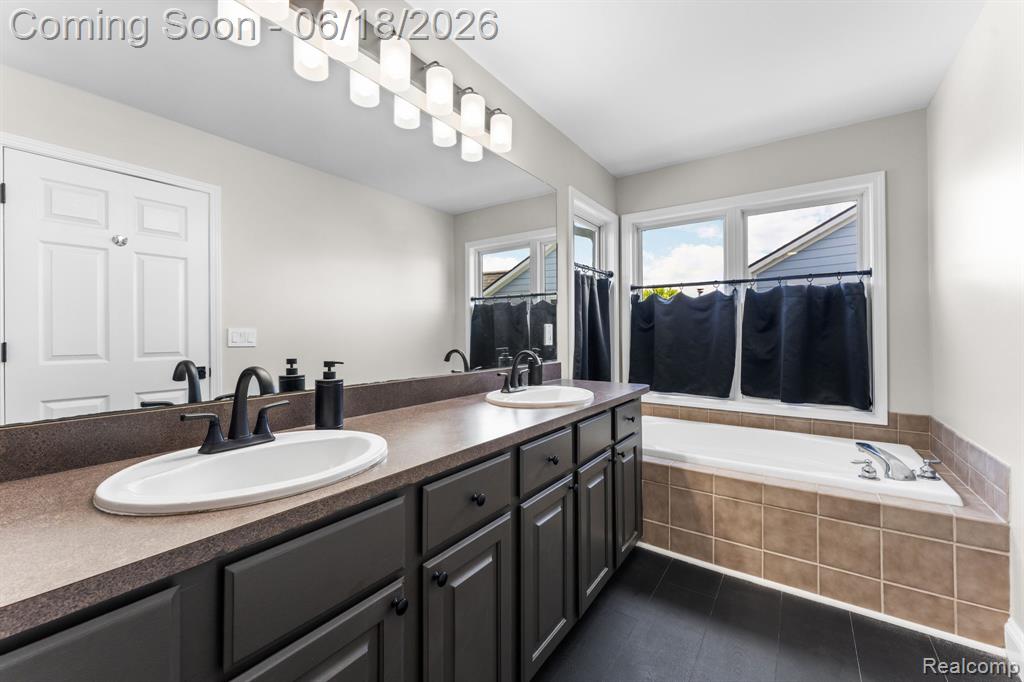 43126 Alcott Circle, Novi, MI 48377 — Photo 35