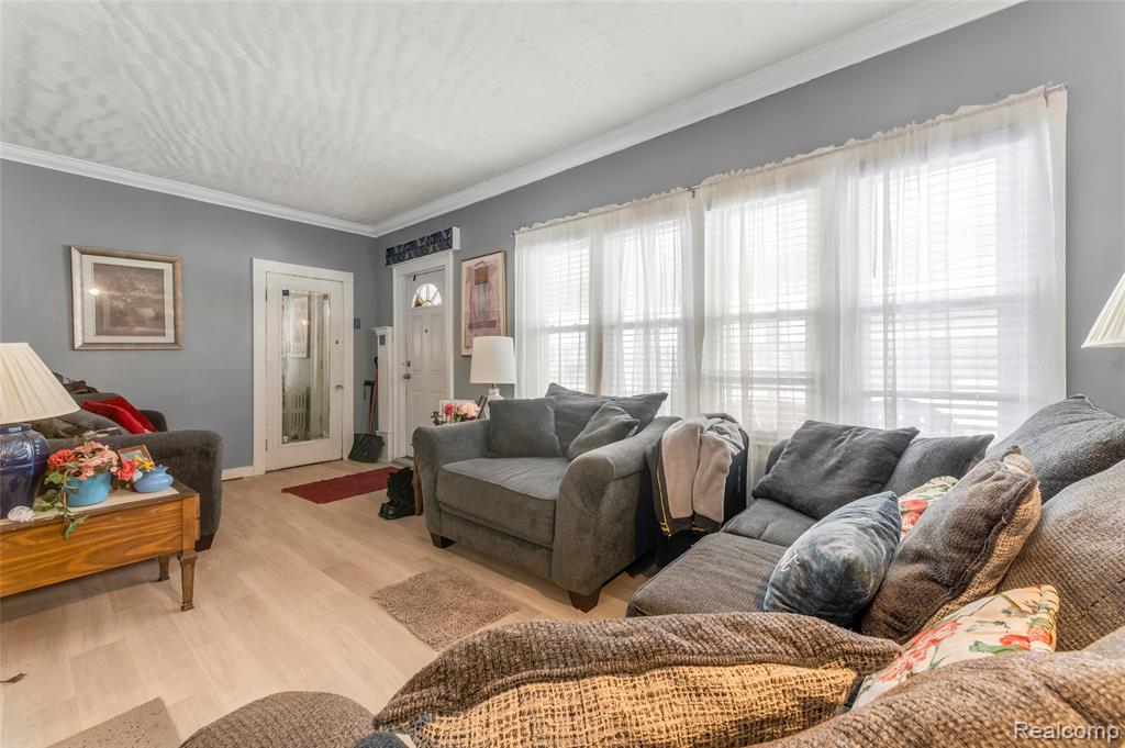 2991 Garland Street, Detroit, MI 48214 — Photo 5
