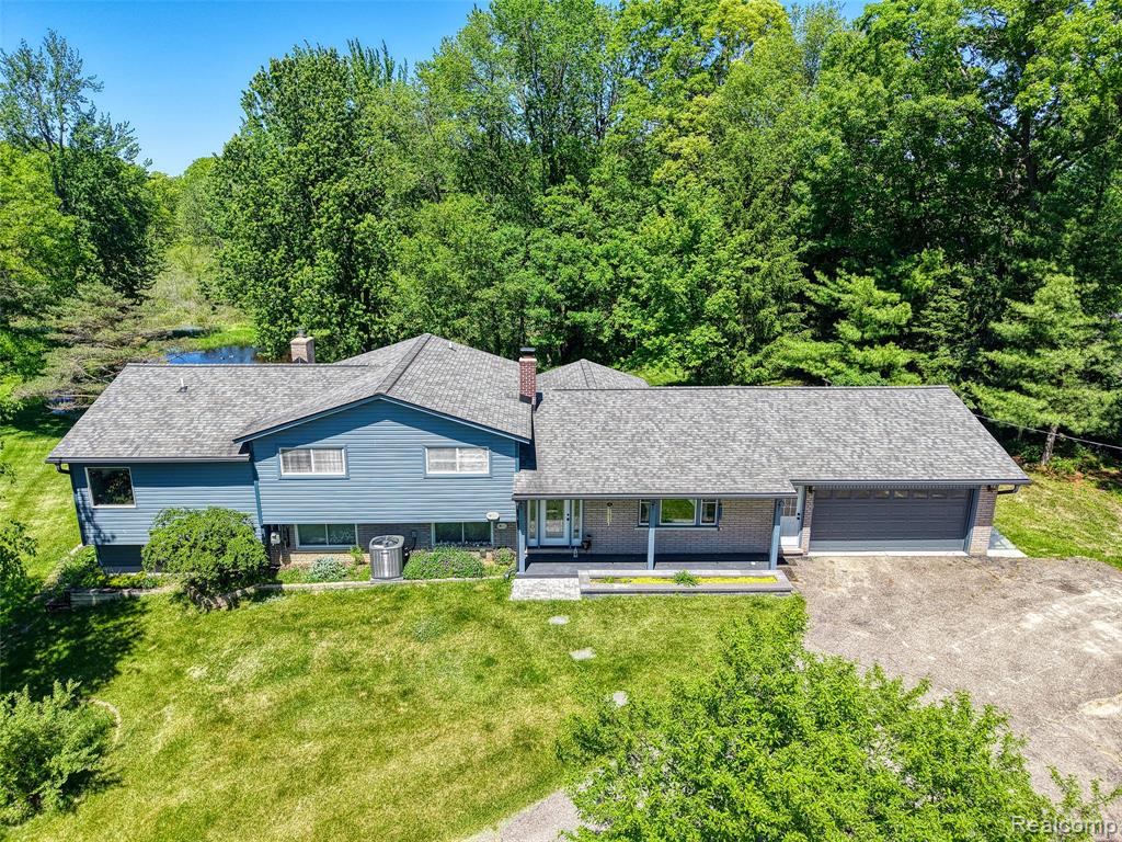 940 Rowland Road, Leonard, MI 48367 — Photo 3