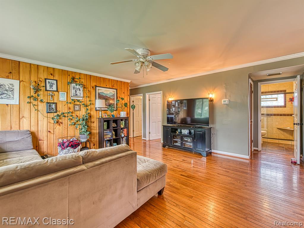 253 Delaware Road, Whitmore Lake, MI 48189 — Photo 9