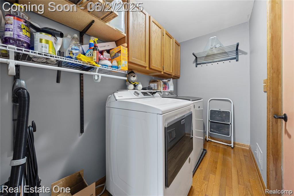 40252 Kraft Drive, Sterling Heights, MI 48310 — Photo 23