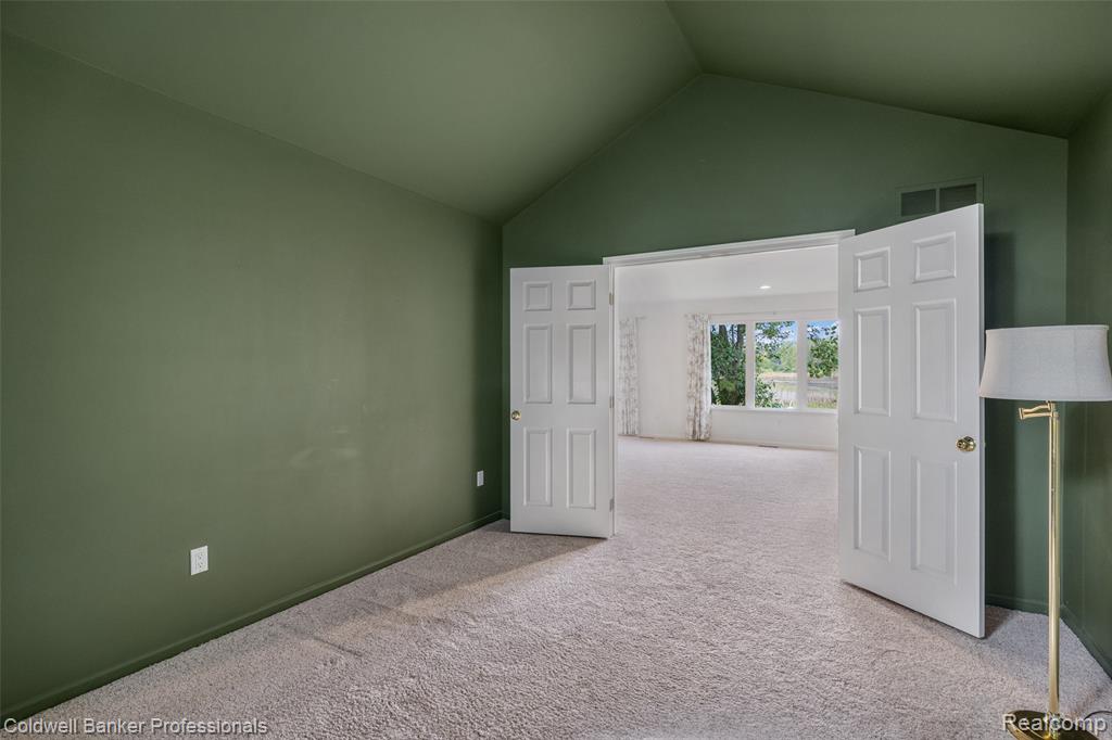 468 Orchard Ridge Drive, Lake Orion, MI 48362 — Photo 26