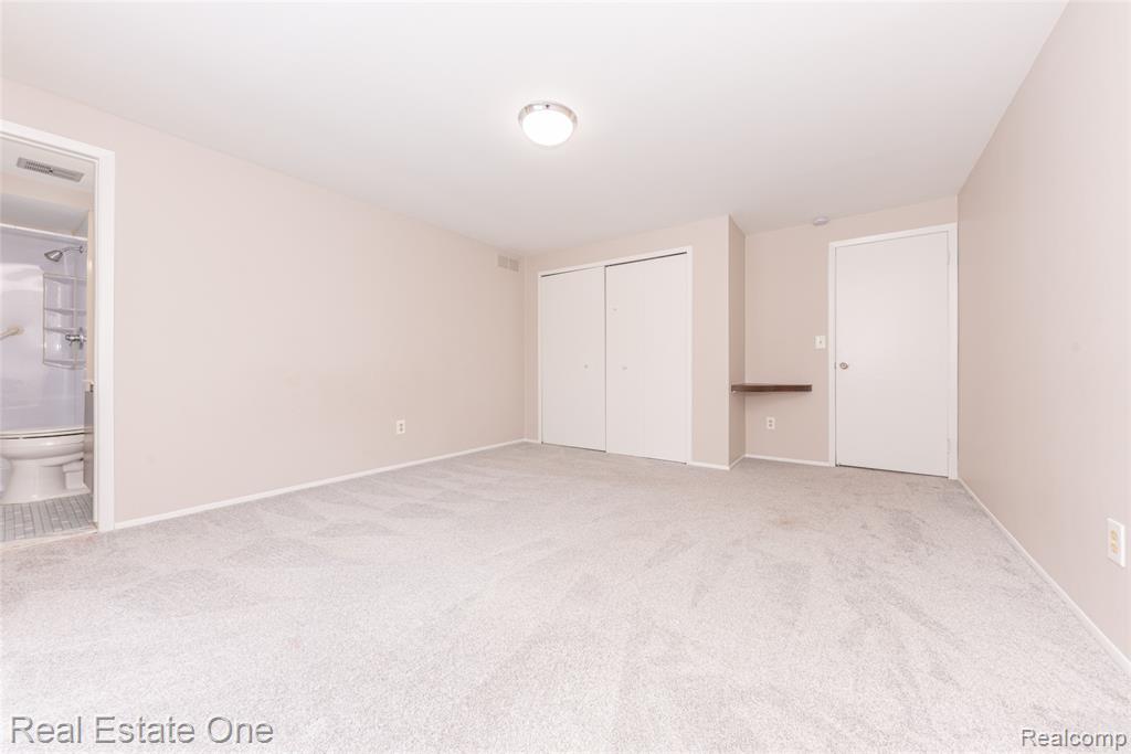 41958 Sunderland Drive, Canton, MI 48187 — Photo 38
