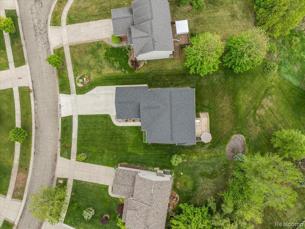 7611 Peninsula, Waterford, MI 48327 — Photo 43