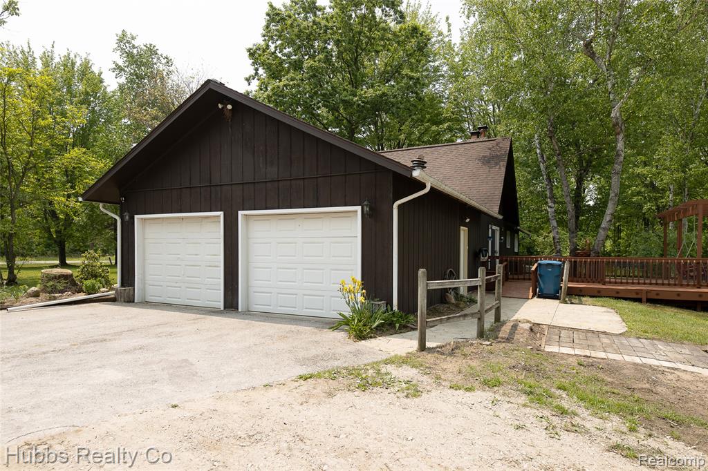 3960 Hanes Road, Vassar, MI 48768 — Photo 15
