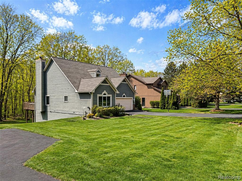 461 Alexander Drive, Commerce Twp, MI 48390 — Photo 59