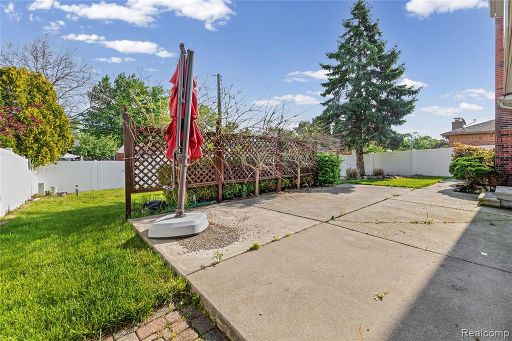 4959 Kingswood Drive, Warren, MI 48092 — Photo 41