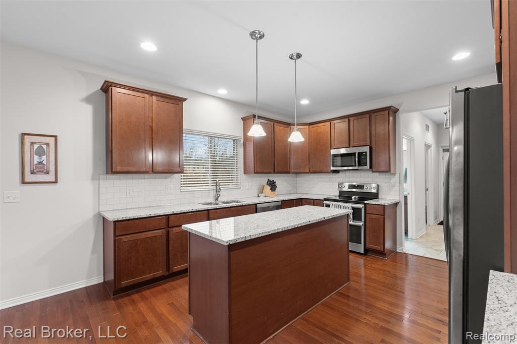 5439 Morgan Lake Drive, Clarkston, MI 48348 — Photo 15