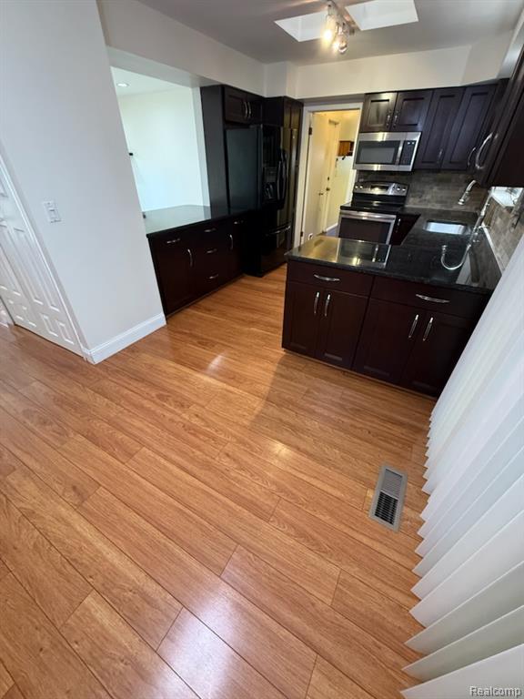 7072 Lee Crest Drive, West Bloomfield, MI — Photo 6