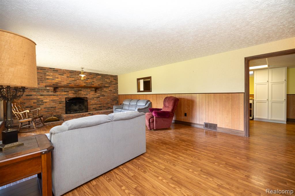 6084 Upper Straits Boulevard, West Bloomfield, MI 48324 — Photo 27