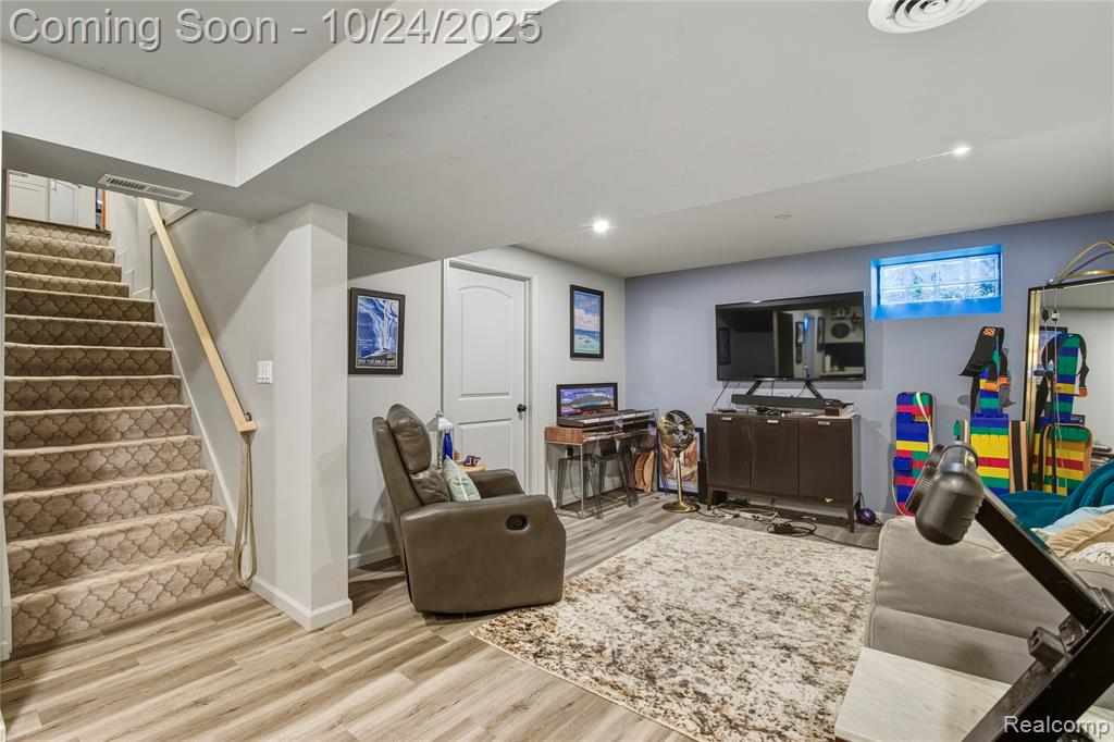 8094 Huntington Road, Huntington Woods, MI — Photo 31