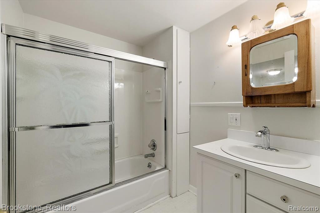 728 E Romeo Road, Oakland, MI — Photo 26
