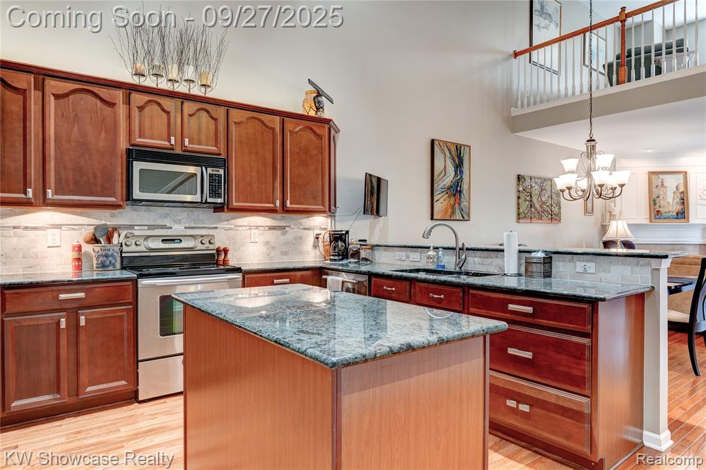 778 Knolls Landing Drive, Milford, MI 48381 — Photo 3