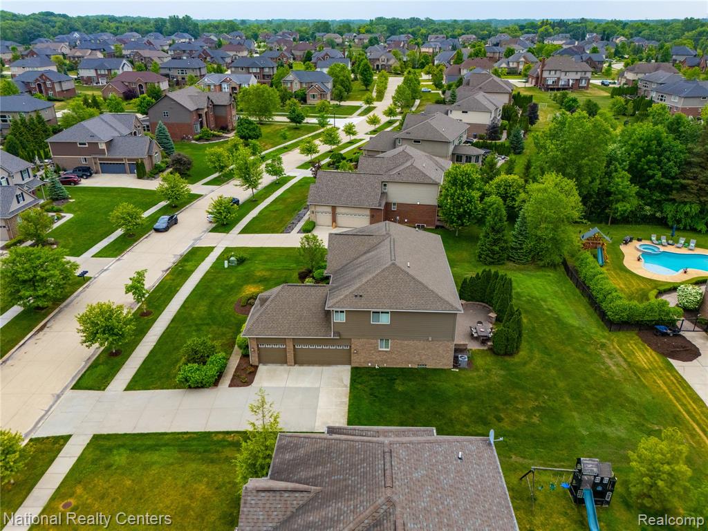 52347 Ferndale Drive, Northville, MI 48167 — Photo 35