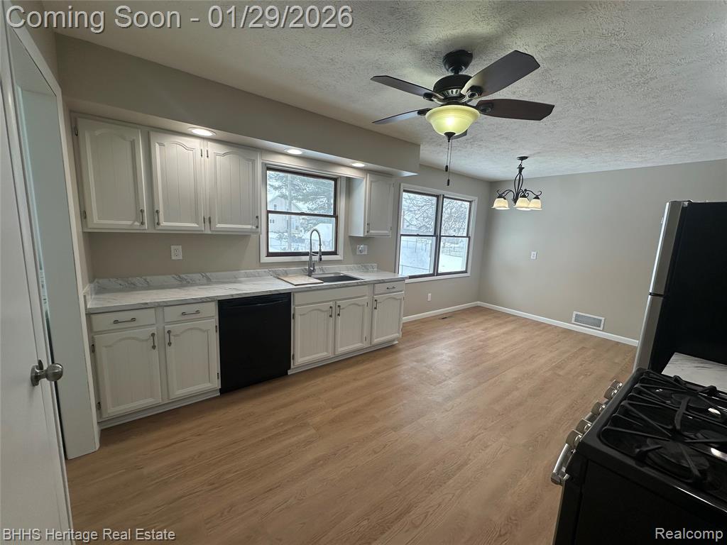 222 N Summit Street, Webberville, MI 48892 — Photo 23