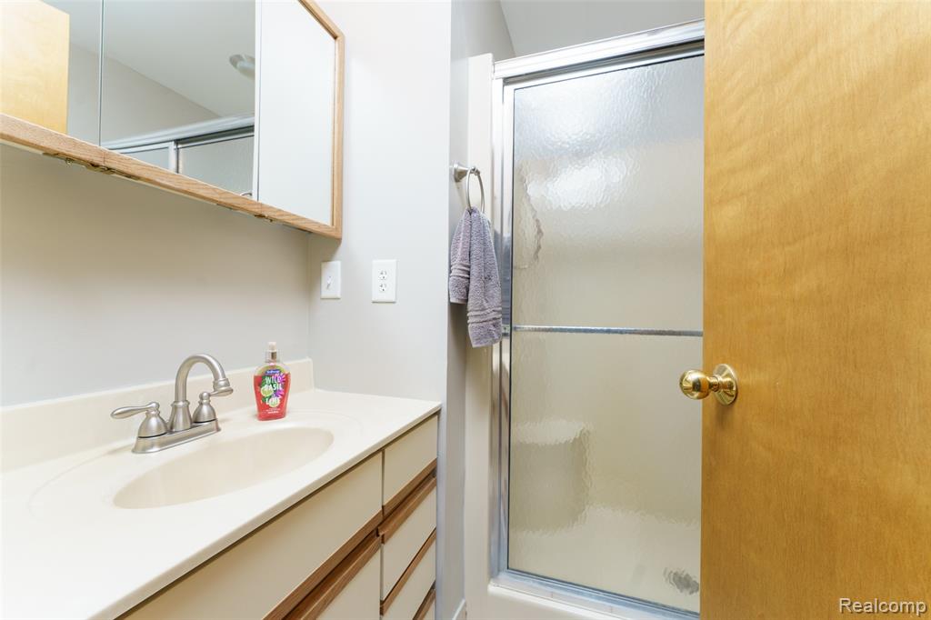 12921 Ann Lynn Drive, South Lyon, MI 48178 — Photo 14