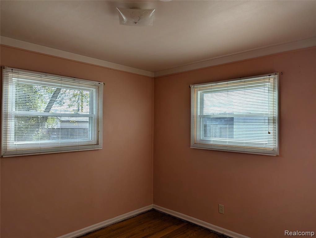 980 Radcliff Street, Garden City, MI — Photo 13