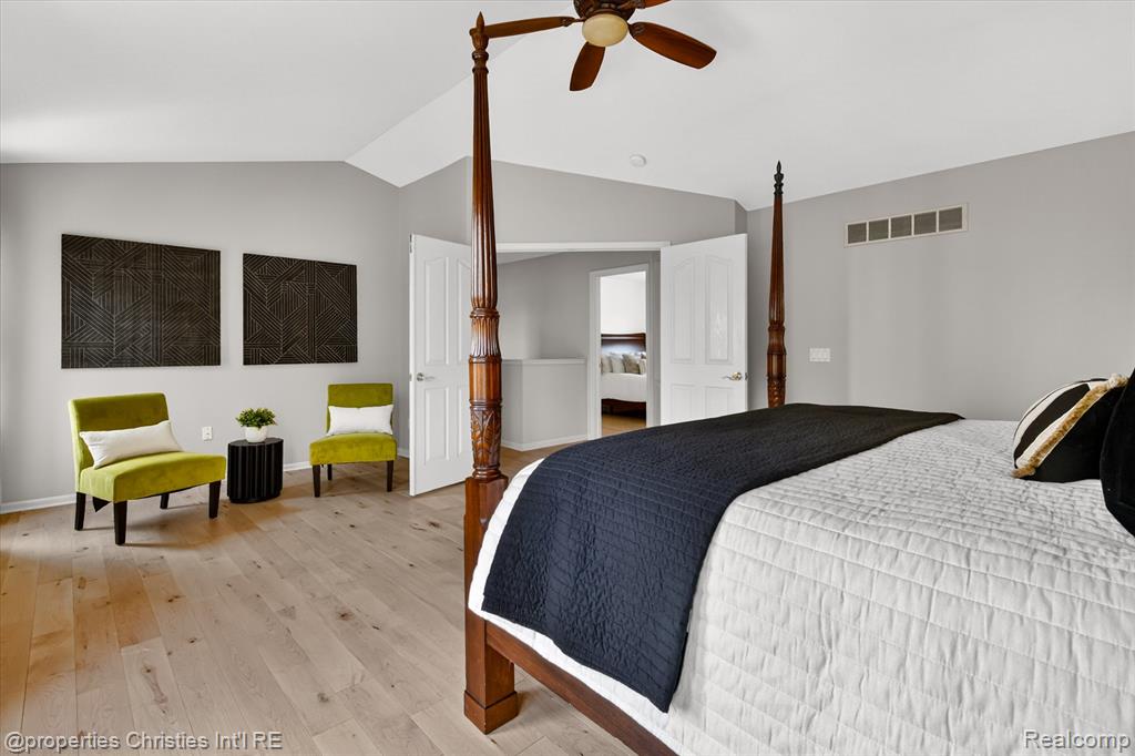 45094 Oak Forest Drive, Northville, MI 48168 — Photo 31