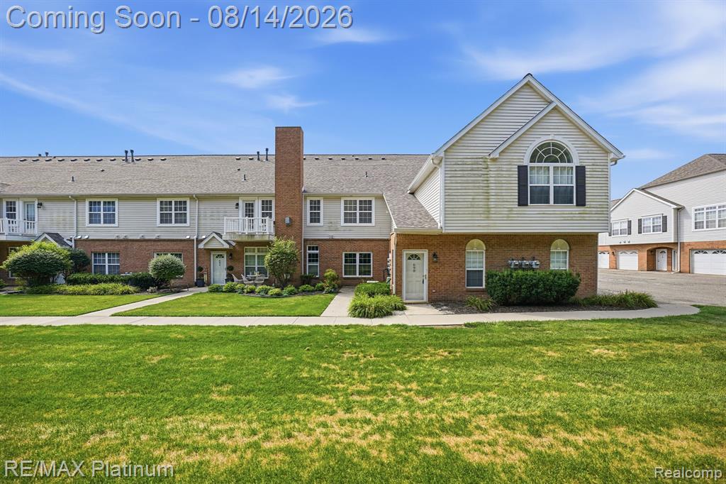 690 Olde English Circle, Howell, MI 48855